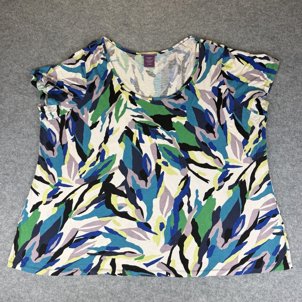BEVERLY DRIVE Women's Floral Short Sleeve Rayon Knit Comfy Blouse Size 24-26W/M